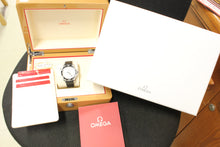 Load image into Gallery viewer, Omega Seamaster Diver 300M Co-Axial Master Chronometer 42mm White Wave 210.32.42.20.04.001 - Arnik Jewellers
