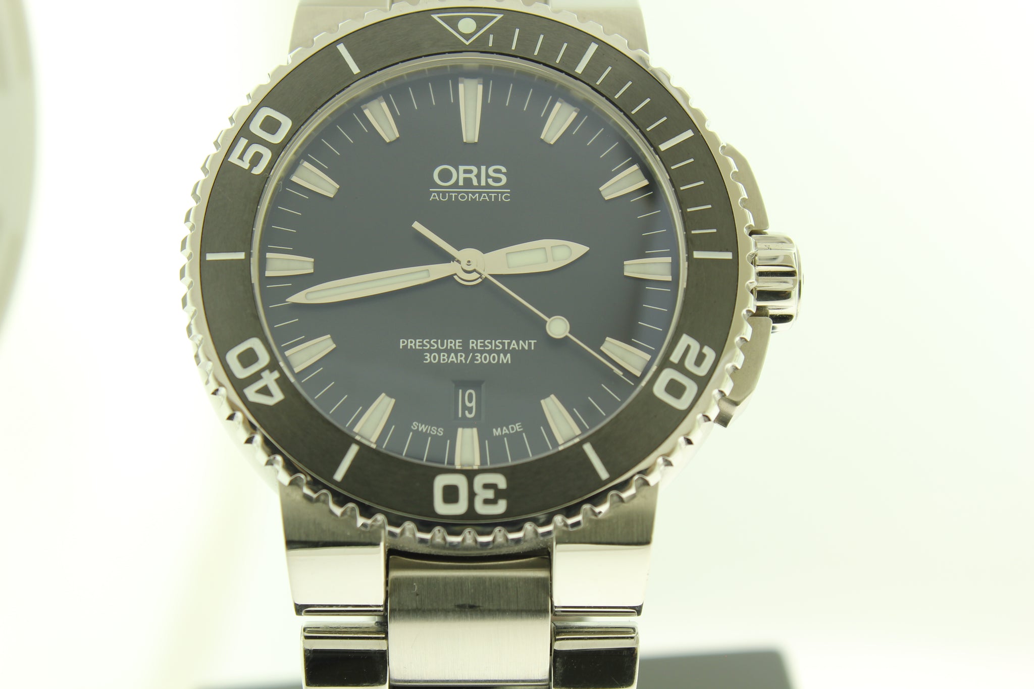Oris aquis sales date 43mm