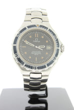 Load image into Gallery viewer, Omega Seamaster 200m Black Quartz Stainless Steel 38mm 396.1062 - Arnik Jewellers
